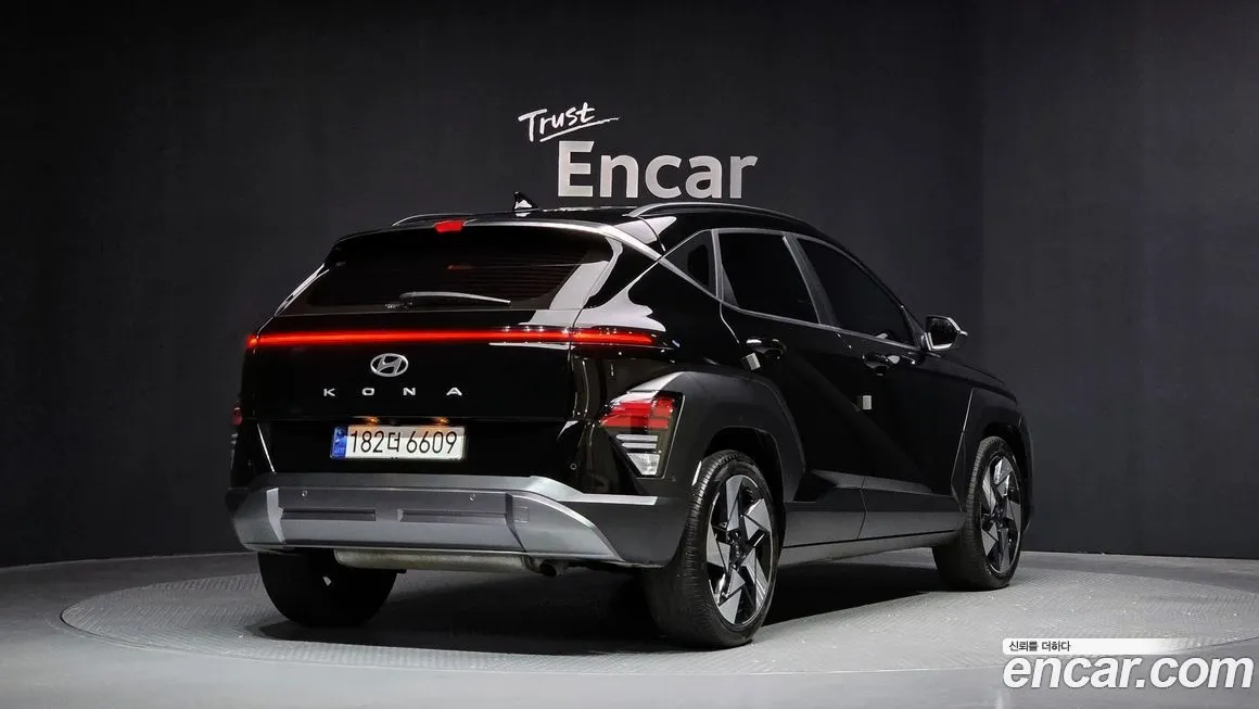 Hyundai Kona 2023 из KR, фото 2