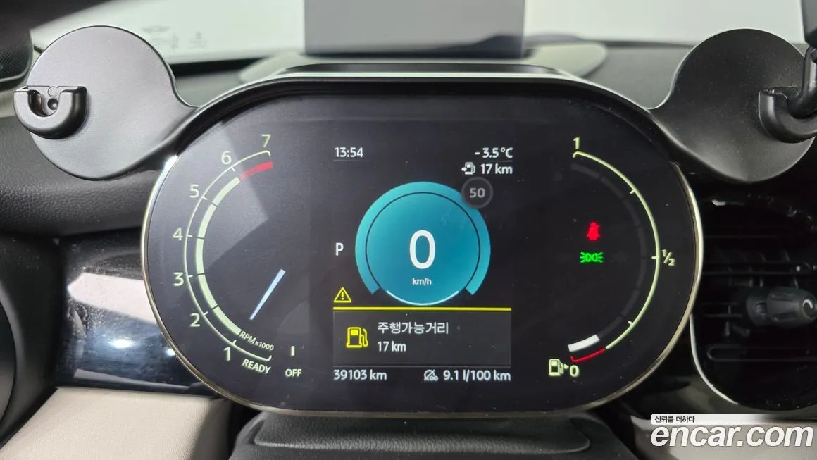 Mini Cooper 2023 из KR, фото 8