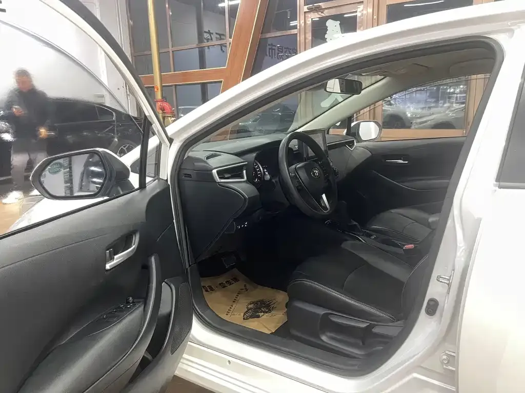 Toyota Corolla 2021 из CN, фото 4