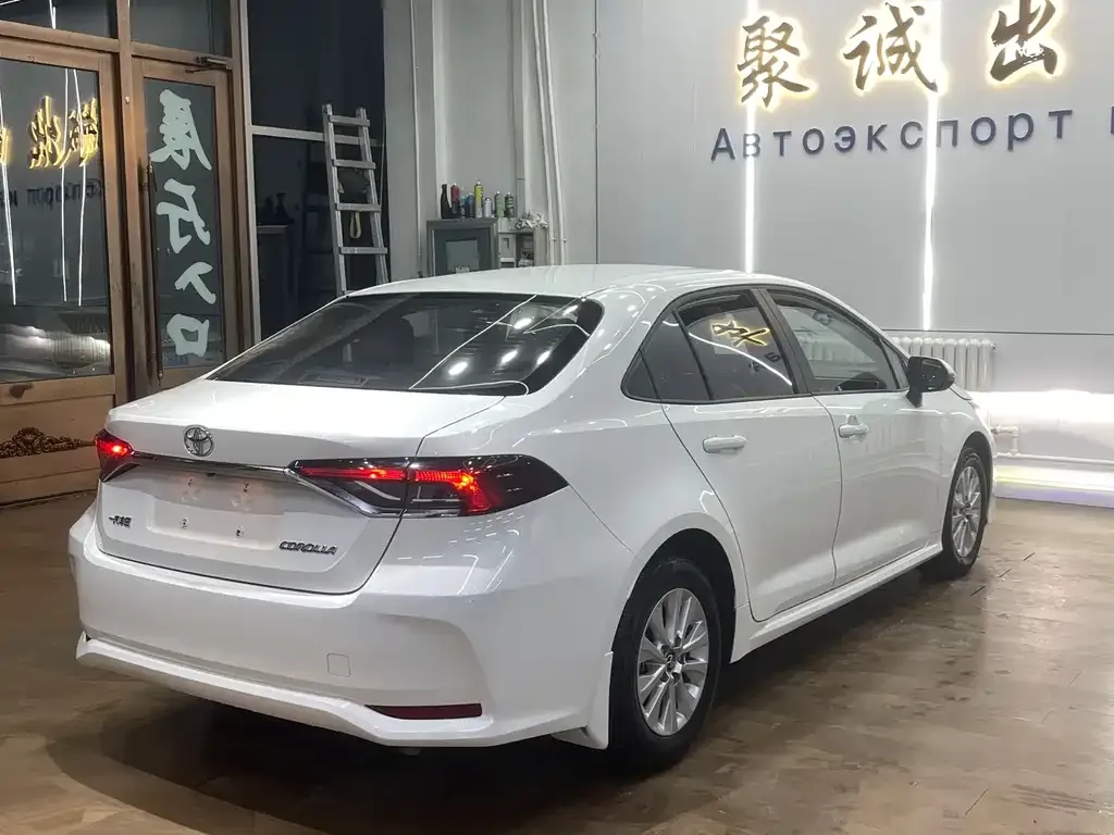 Toyota Corolla 2021 из CN, фото 9