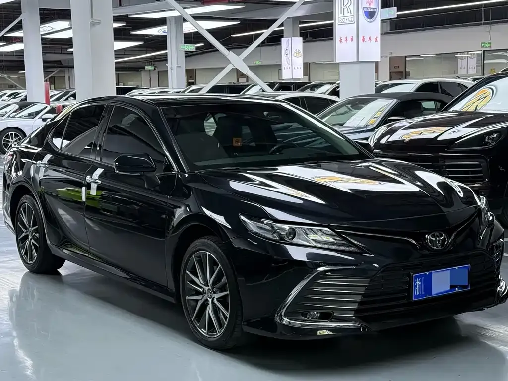 Toyota Camry 2022 из CN, фото 3