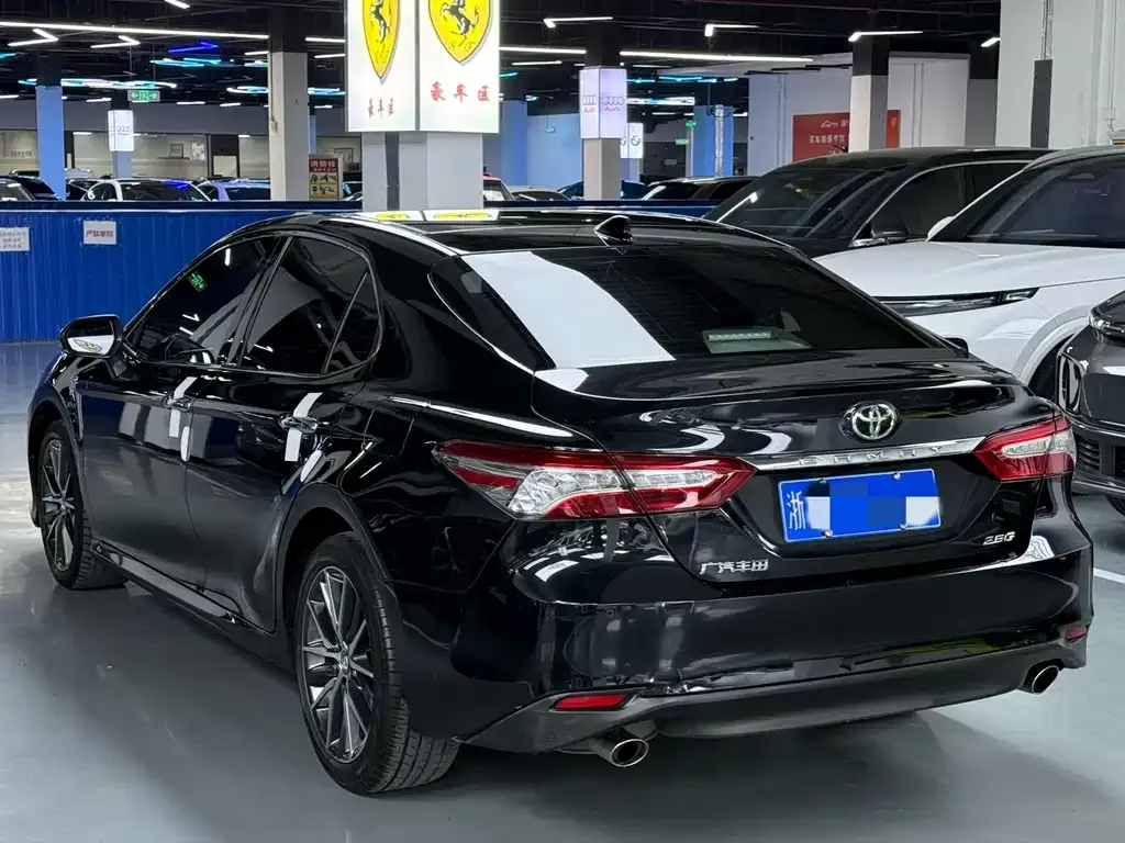 Toyota Camry 2022 из CN, фото 4