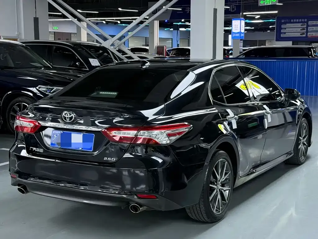 Toyota Camry 2022 из CN, фото 6