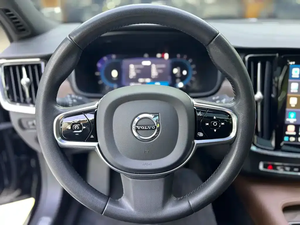 Volvo S90 — фото 6
