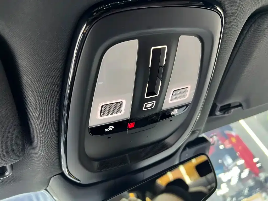 Volvo S90 — фото 8