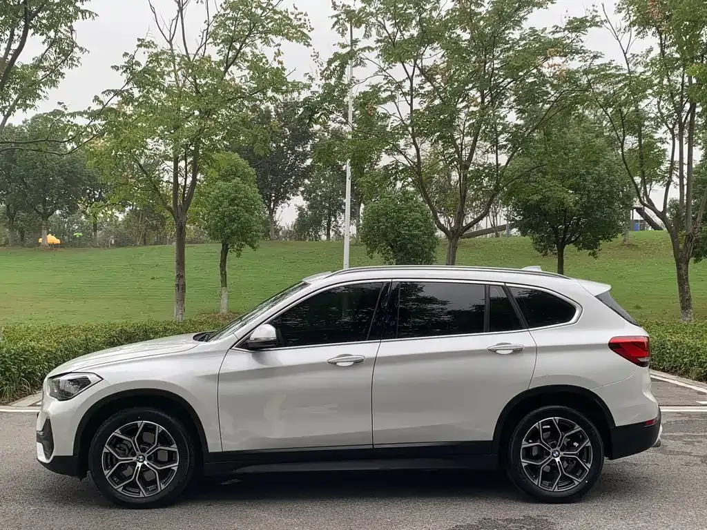 BMW X1 2022 из CN, фото 4