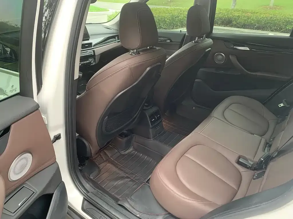 BMW X1 2022 из CN, фото 8