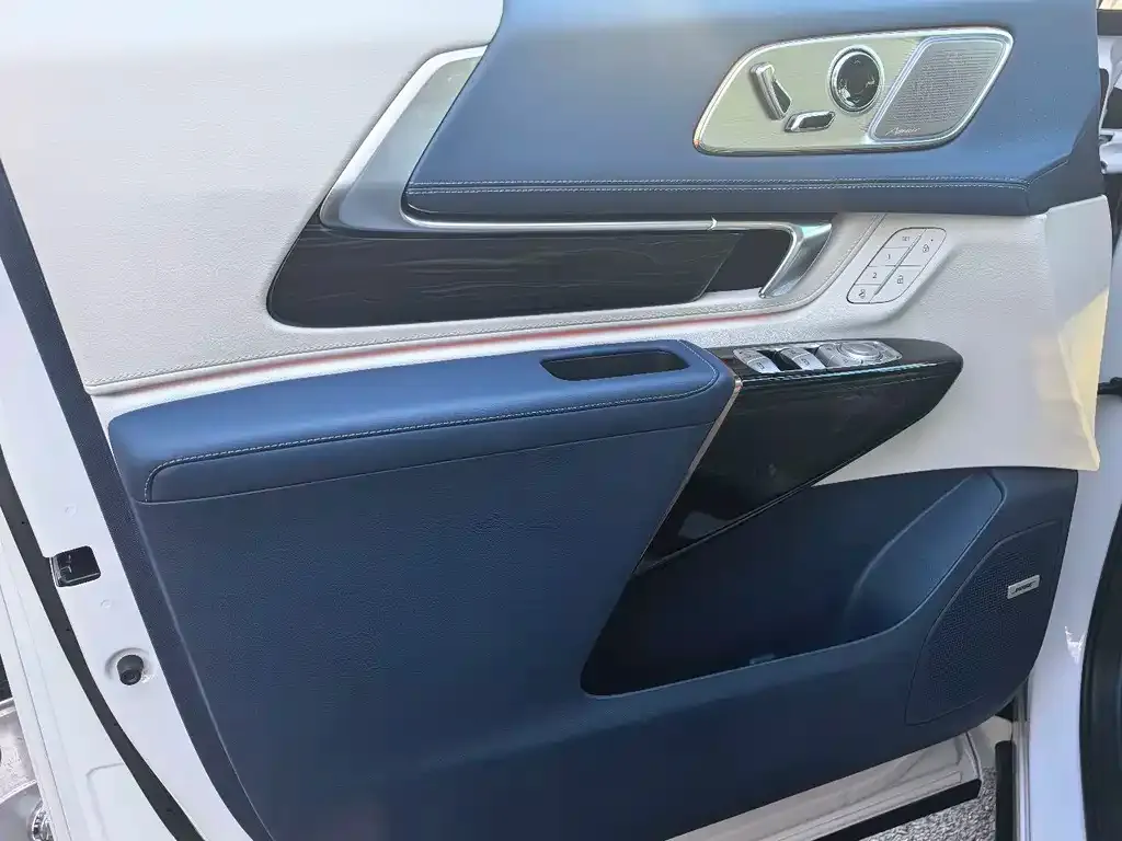 Buick Century 2025 из CN, фото 10