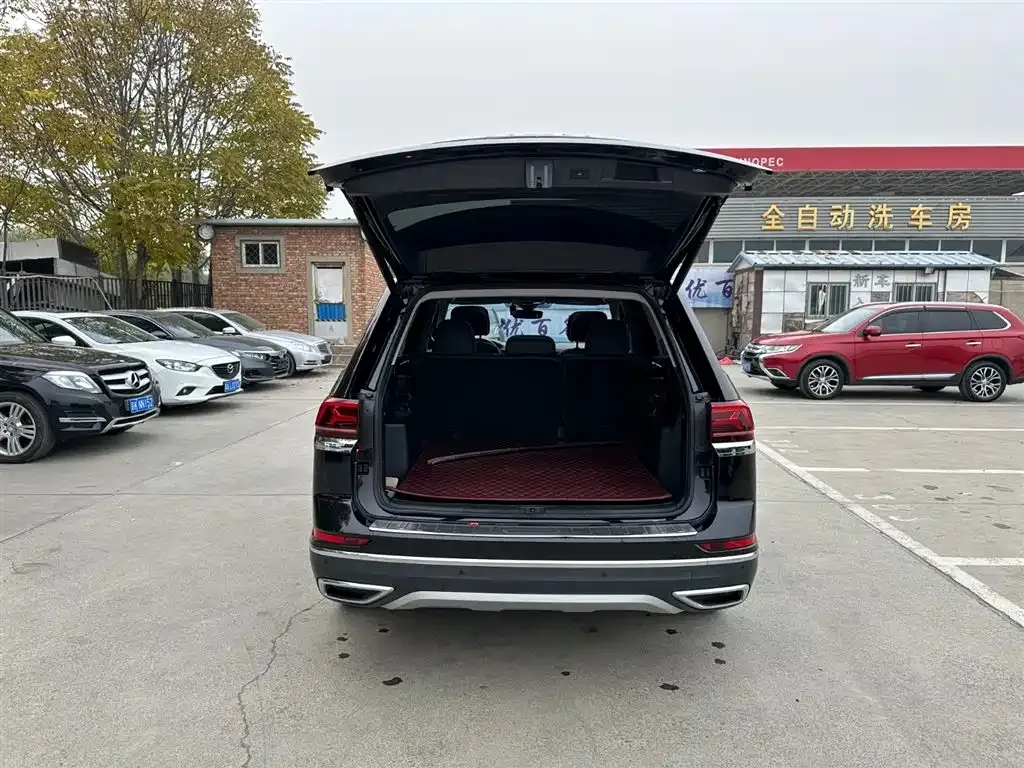 Volkswagen Teramont 2023 из CN, фото 8