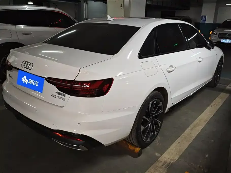 Audi A4L 2023 из CN, фото 3