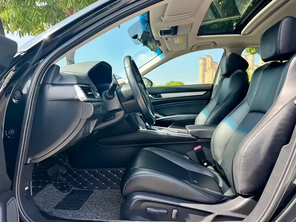 Honda Accord 2022 из CN, фото 4