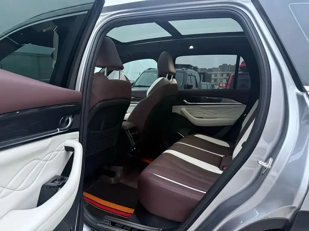Geely Xingyue L 2023 из CN, фото 8