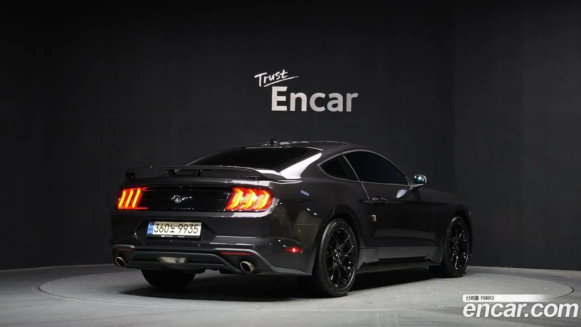 Ford Mustang 2022 из KR, фото 2