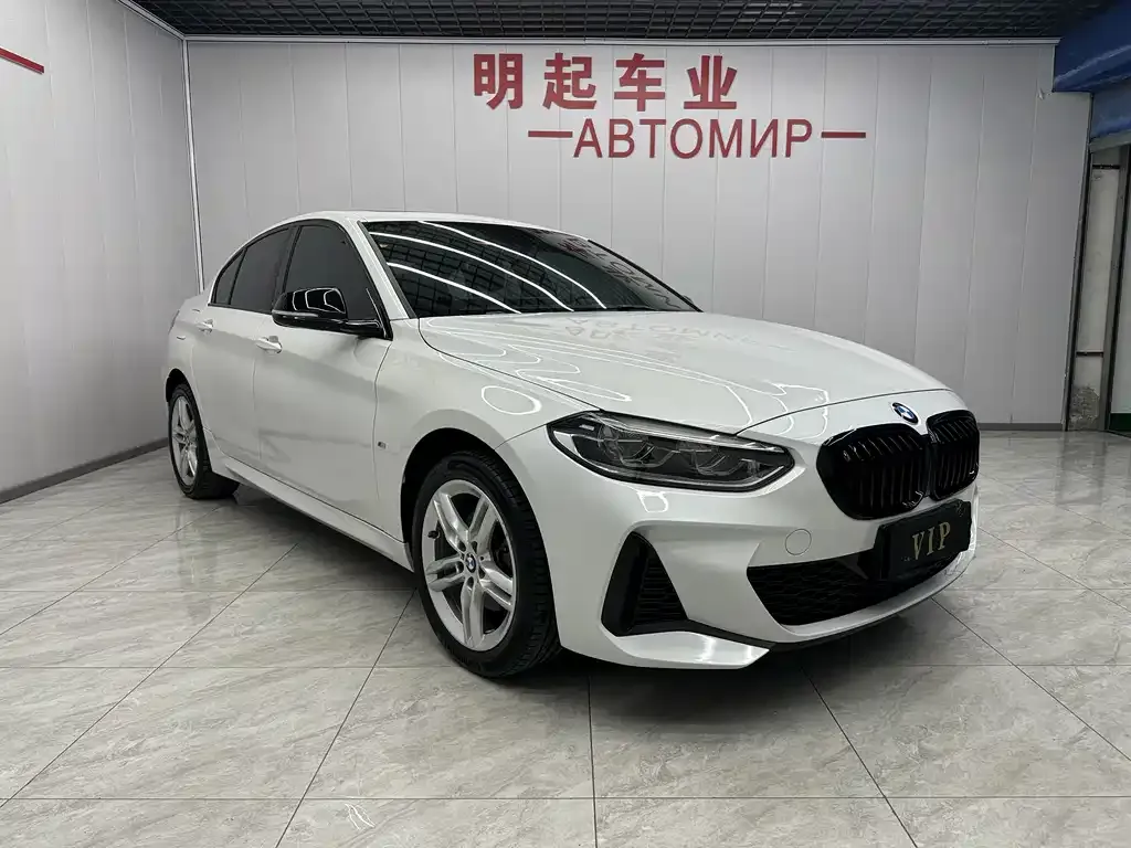 BMW 1 Series 2021 из CN, фото 2