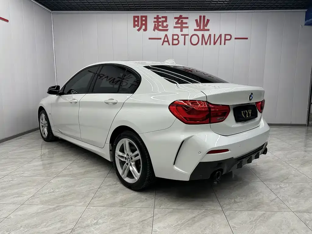 BMW 1 Series 2021 из CN, фото 8