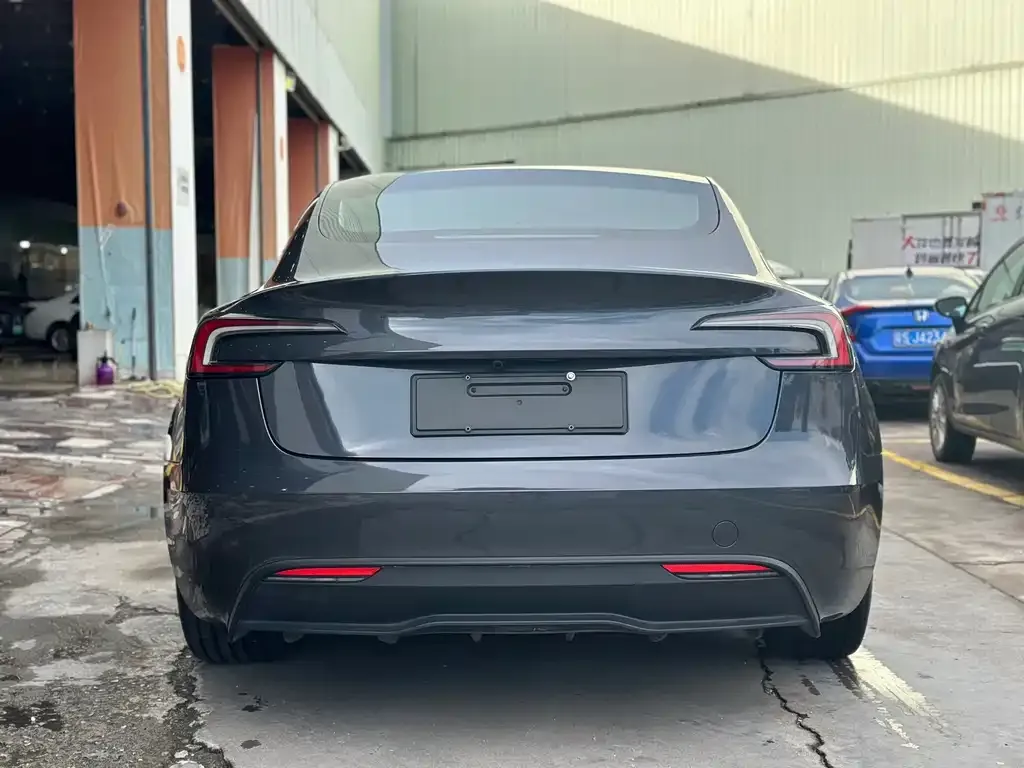 Tesla Model 3 2024 из CN, фото 4