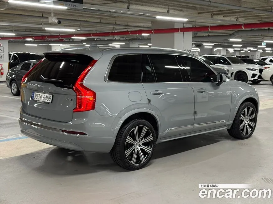 Volvo XC90 — фото 6