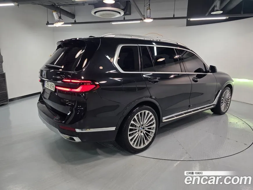 BMW X7 2024 из KR, фото 2