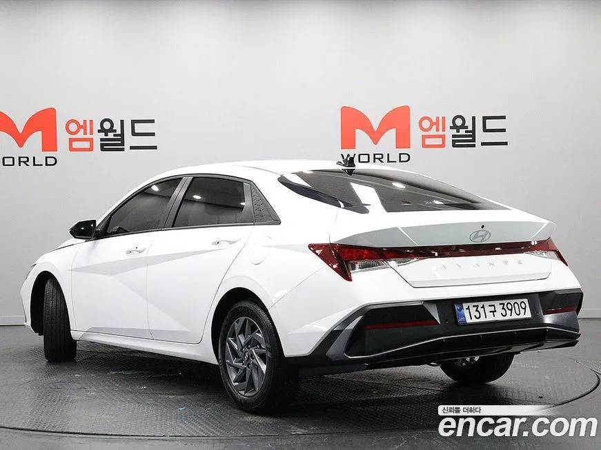Hyundai AVANTE — фото 4