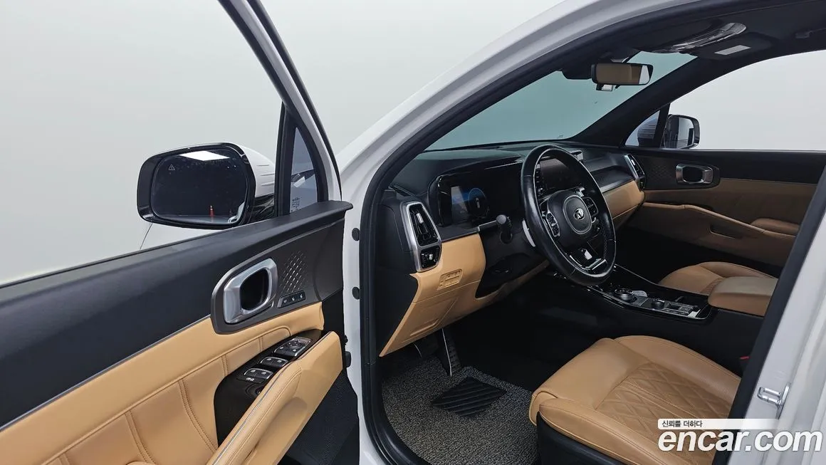 Kia Sorento — фото 10