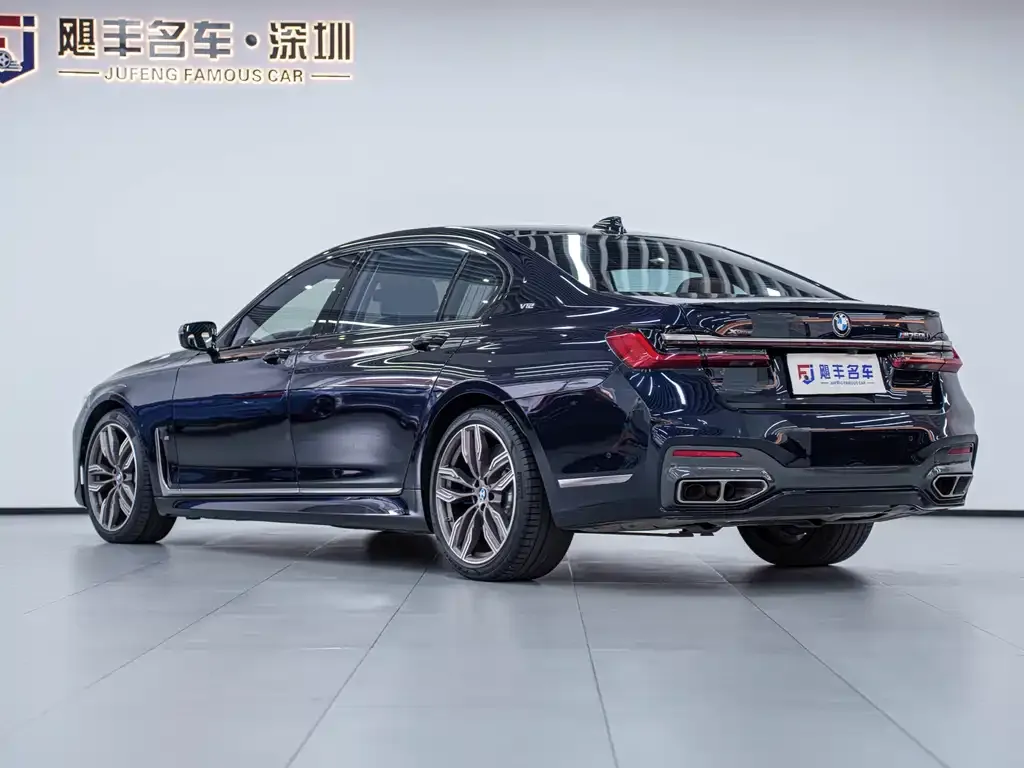 BMW 7 Series 2021 из CN, фото 4