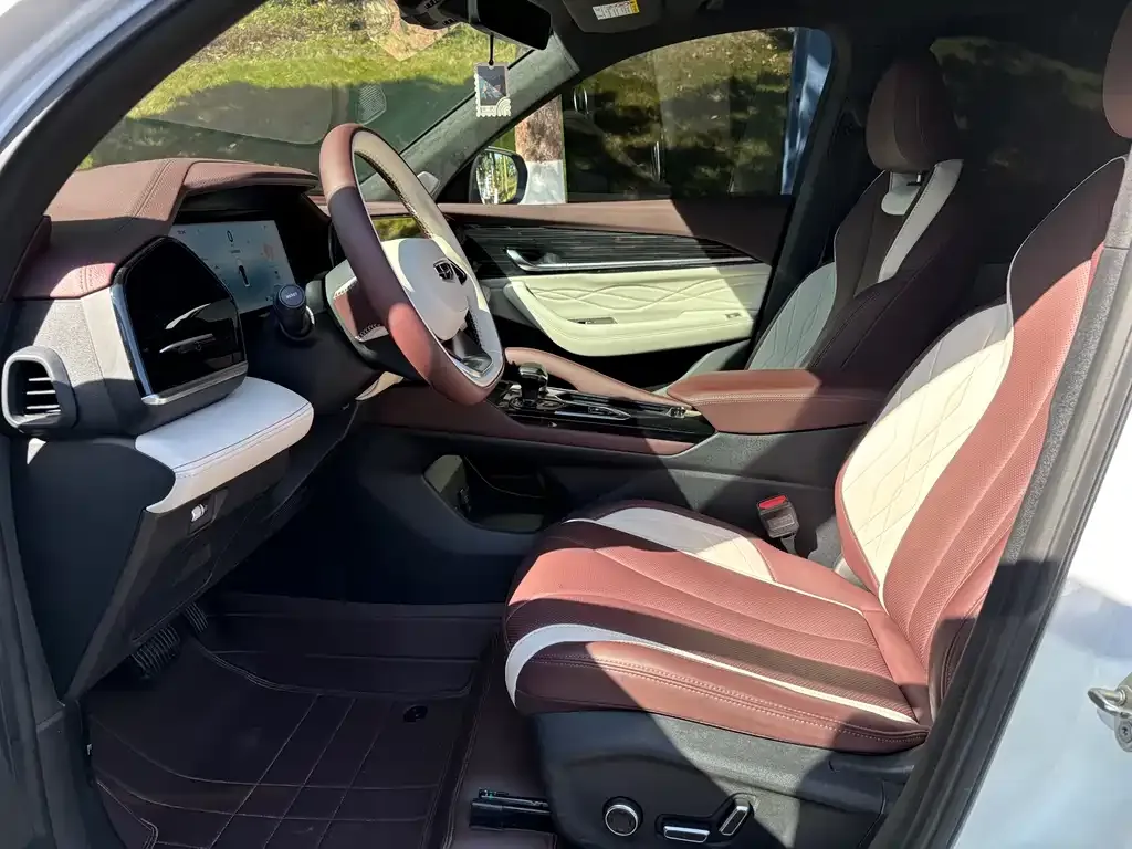 Geely Xingyue L 2023 из CN, фото 7