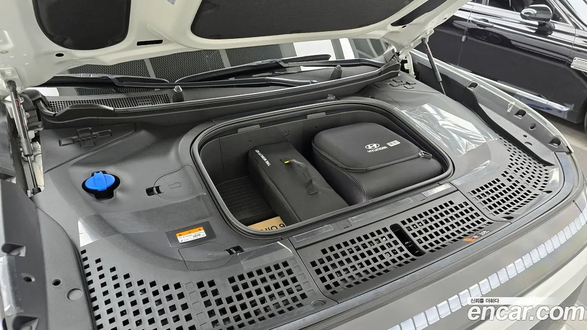 Hyundai Ioniq9 — фото 6