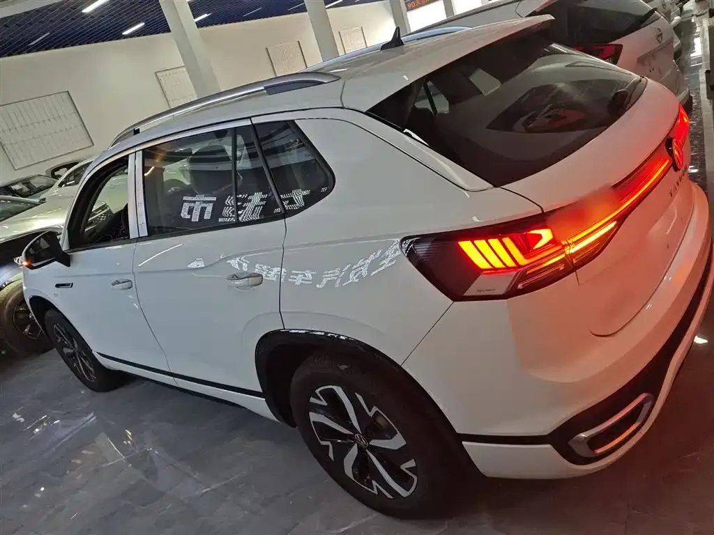 Volkswagen GTE PHEV 2024 из CN, фото 5