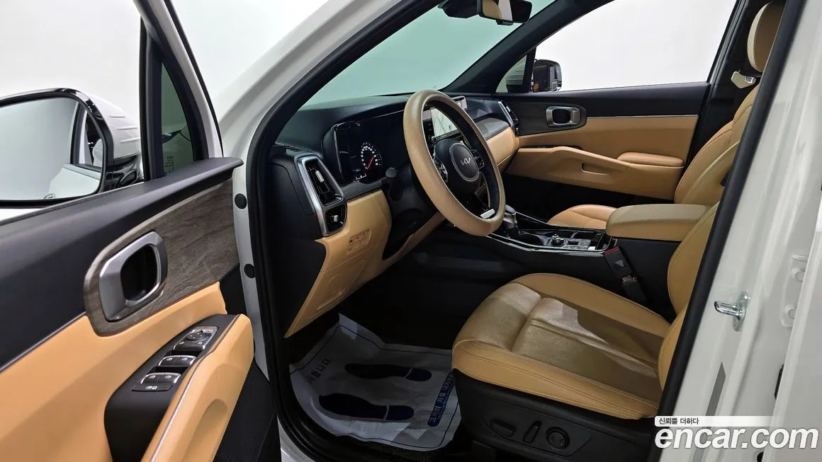 Kia Sorento — фото 10