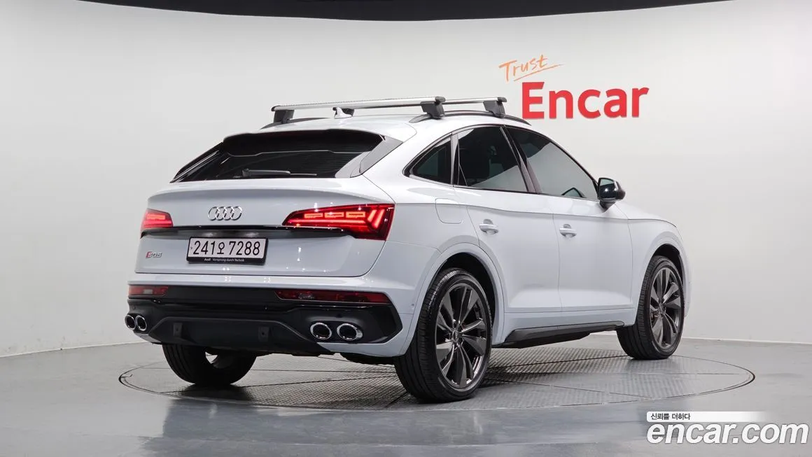Audi SQ5 2021 из KR, фото 2