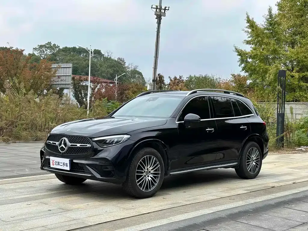 Mercedes-Benz GLC — фото 1