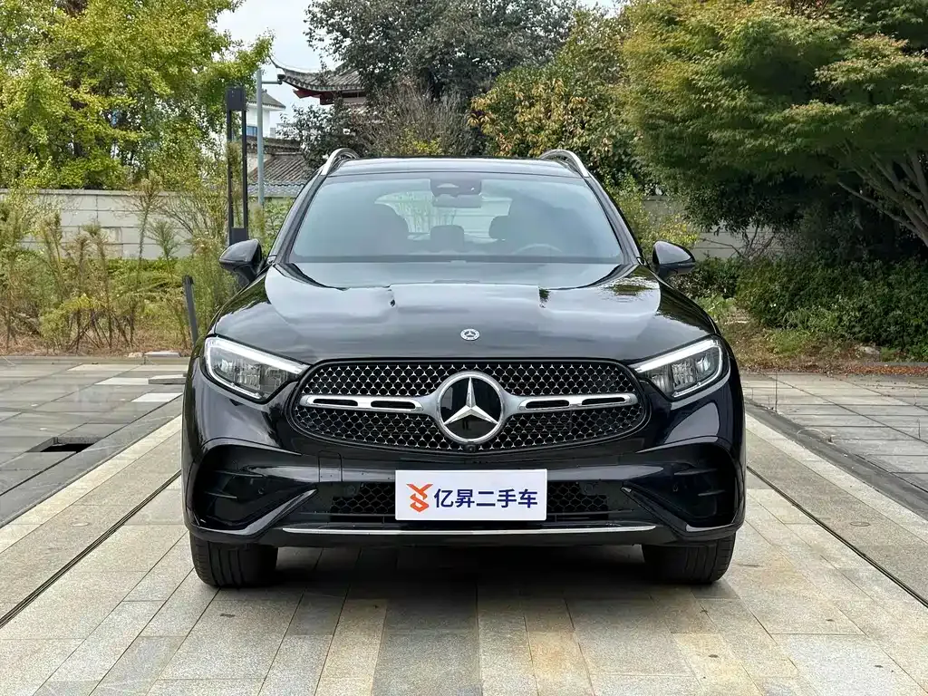 Mercedes-Benz GLC — фото 2