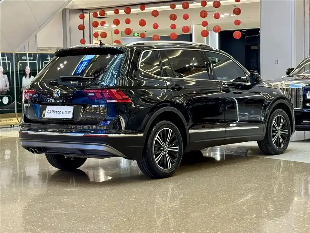 Volkswagen Tiguan L — фото 5
