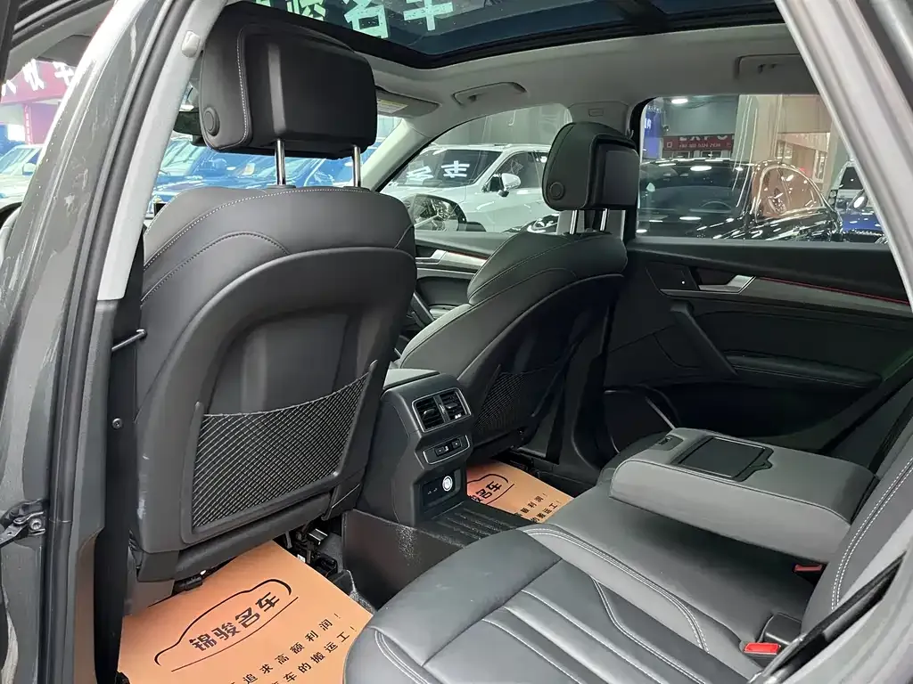 Audi Q5L 2022 из CN, фото 10