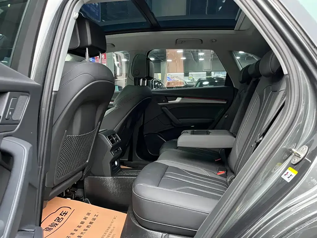 Audi Q5L 2022 из CN, фото 5