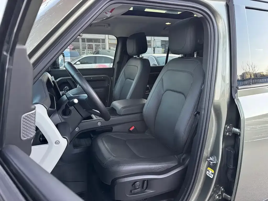 Land Rover Defender 2023 из CN, фото 10