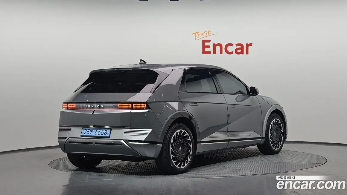 Hyundai Ioniq5 2023 из KR, фото 2