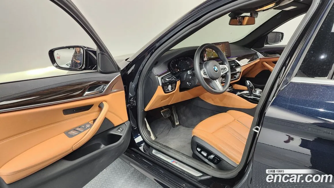 BMW 5-Series 2022 из KR, фото 10
