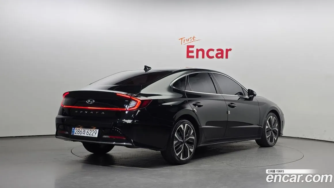 Hyundai Sonata 2022 из KR, фото 2