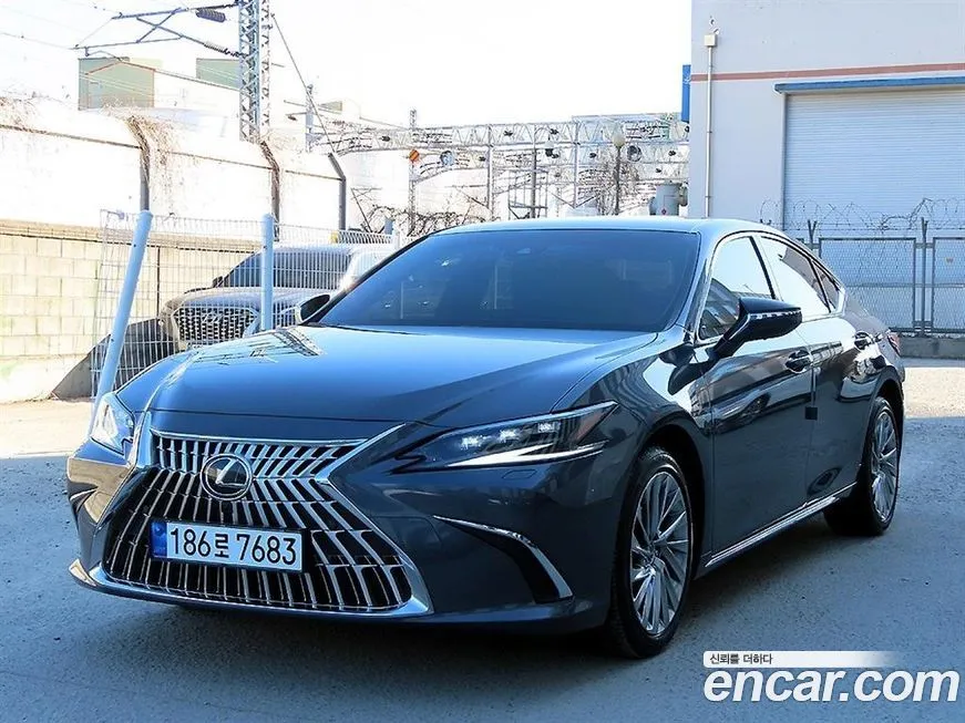 Lexus ES 2025 из KR, фото 2
