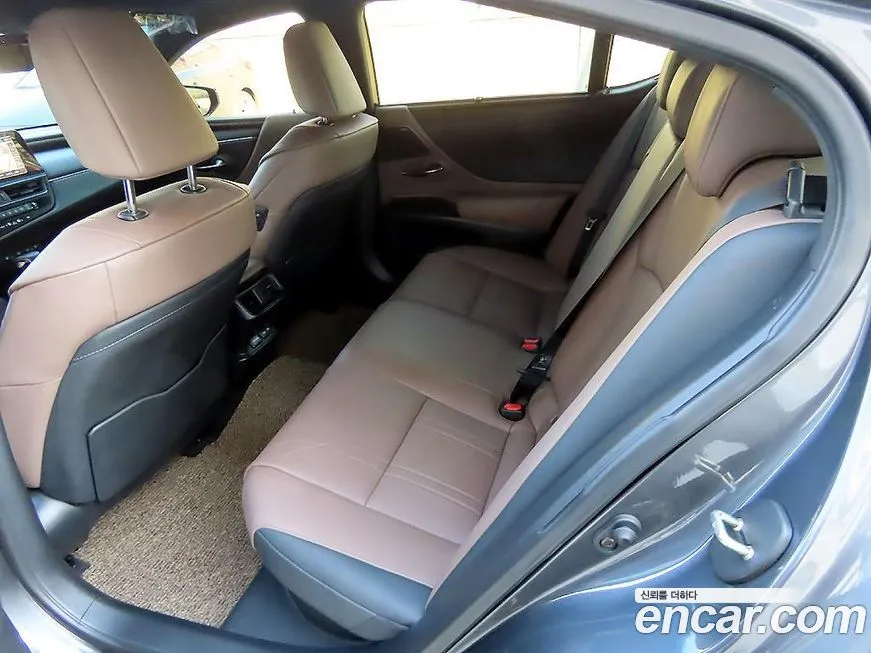 Lexus ES 2025 из KR, фото 6