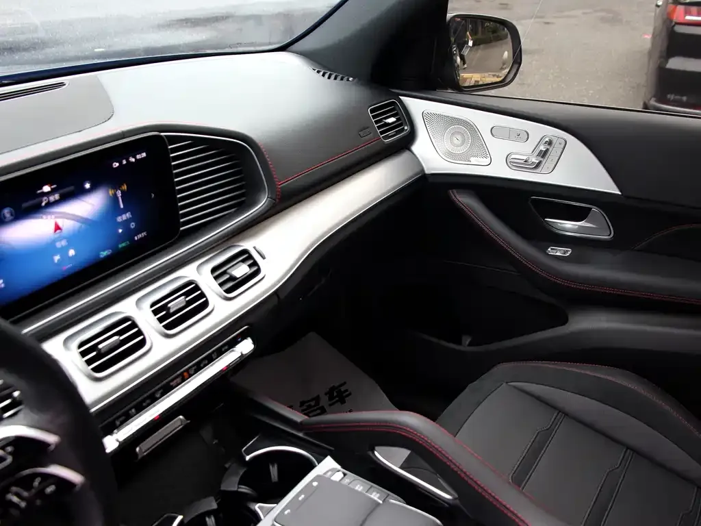 Mercedes-Benz GLE AMG — фото 3