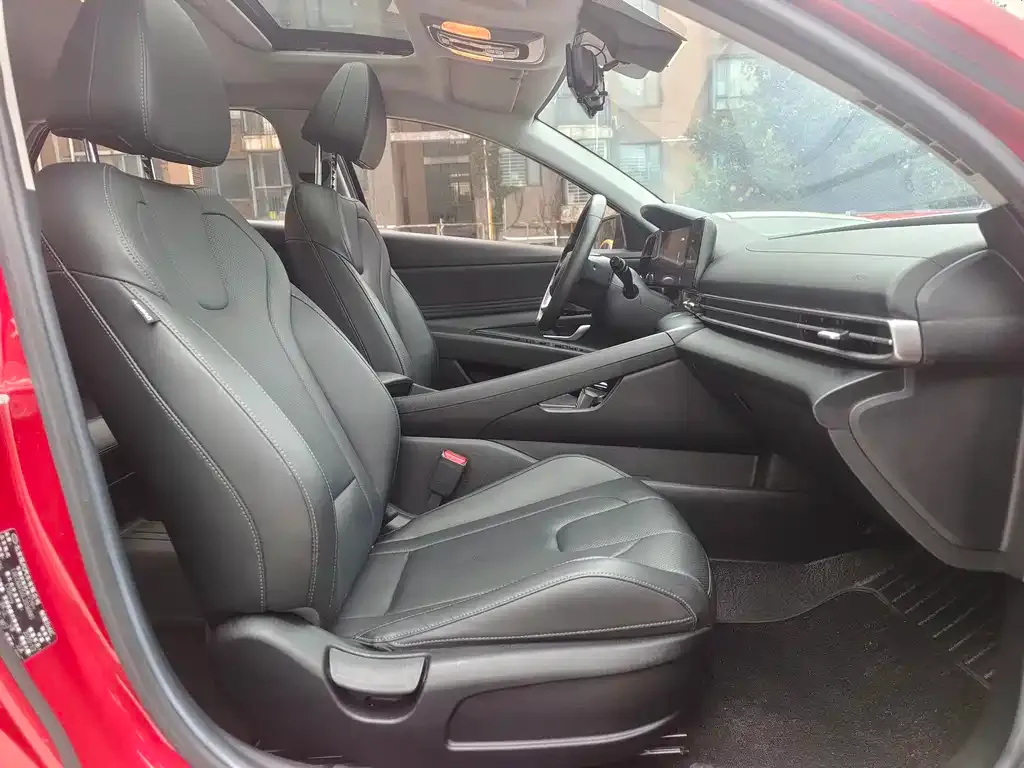 Hyundai Elantra 2021 из CN, фото 7