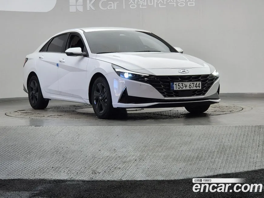 Hyundai AVANTE 2023 из KR, фото 3