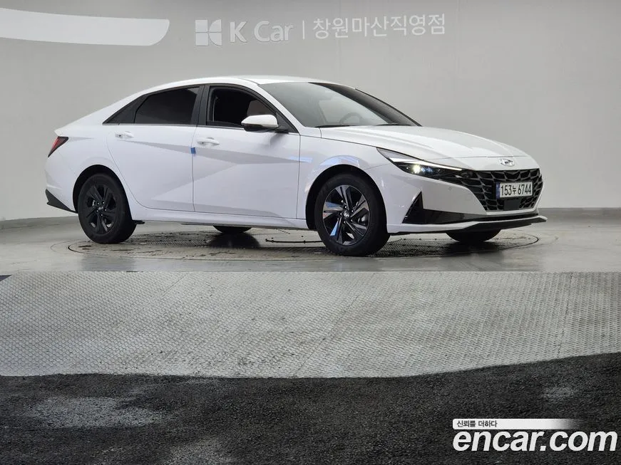 Hyundai AVANTE 2023 из KR, фото 4