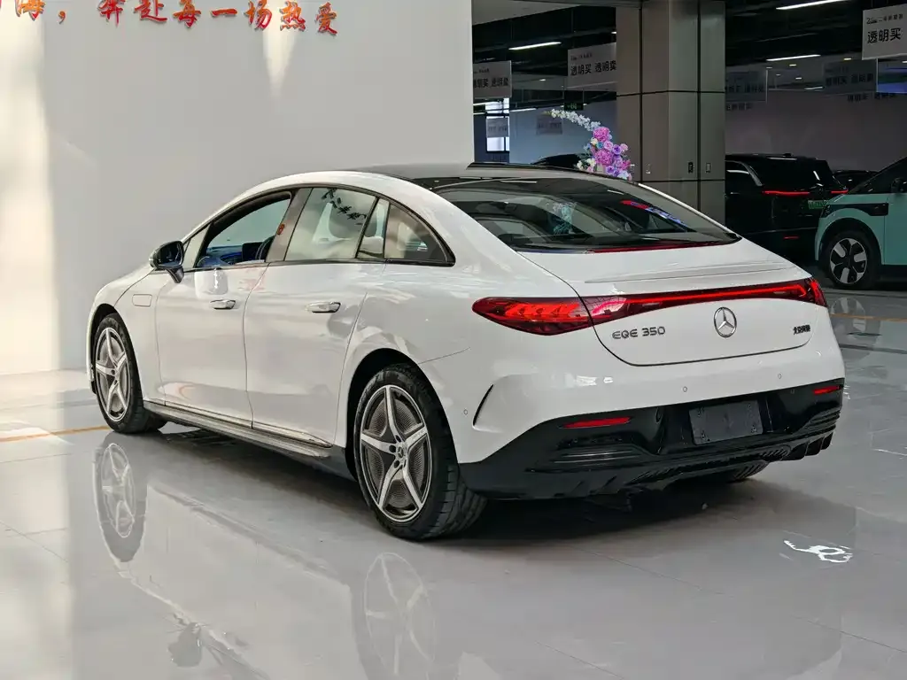 Mercedes-Benz EQE 2025 из CN, фото 4