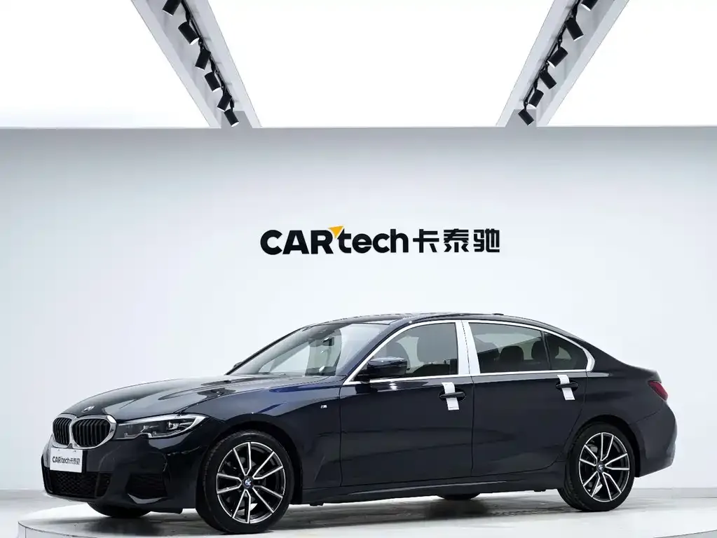 BMW 3 Series 2021 из CN, фото 1