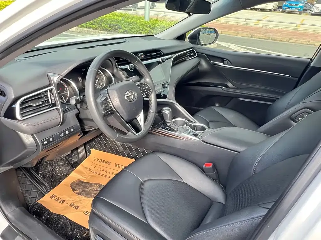 Toyota Camry 2021 из CN, фото 10