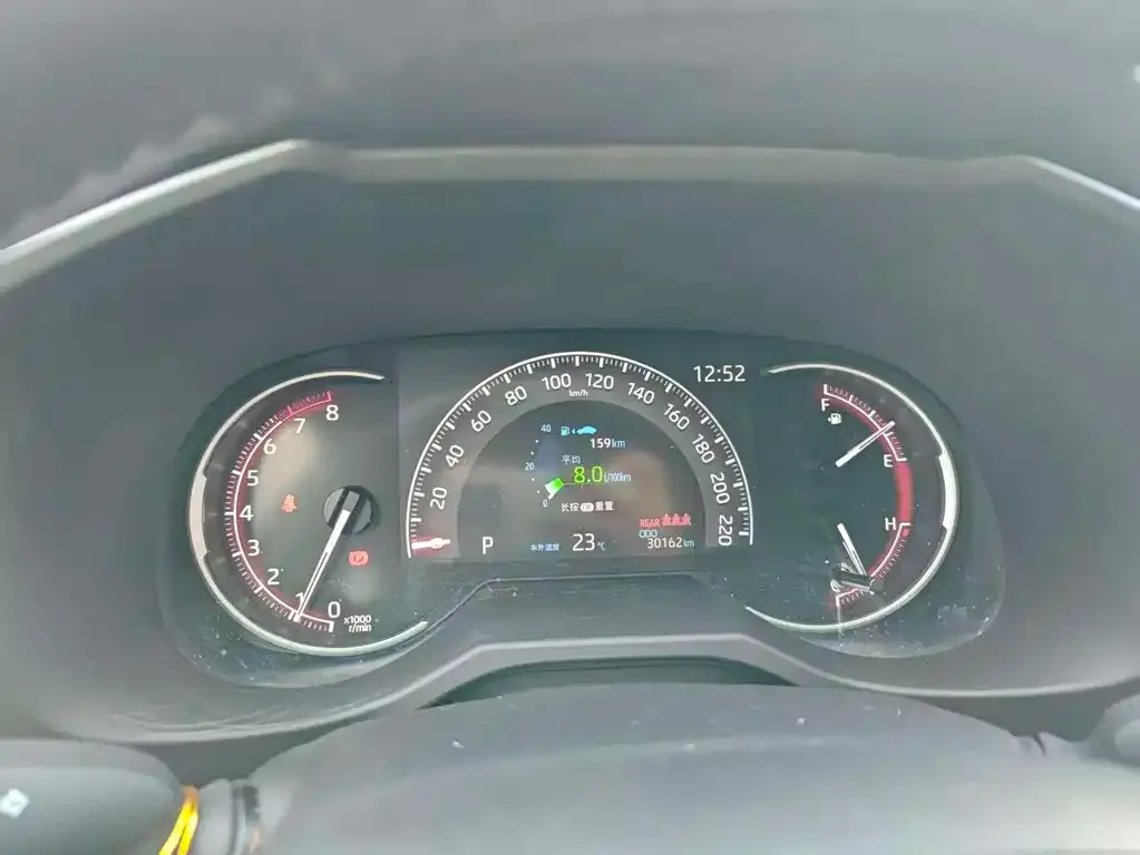 Toyota RAV4 2023 из CN, фото 6