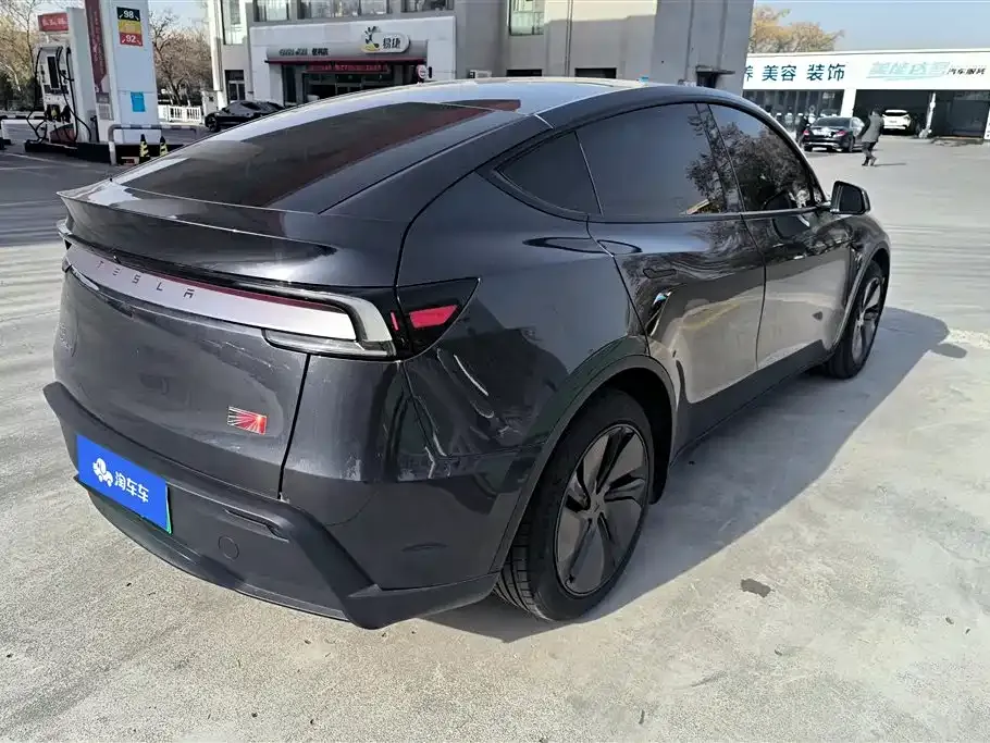 Tesla Model Y 2025 из CN, фото 3